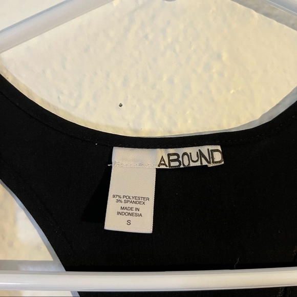 Small Black Tank Top - Picture 2 of 2